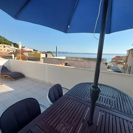 Sea Apartment
